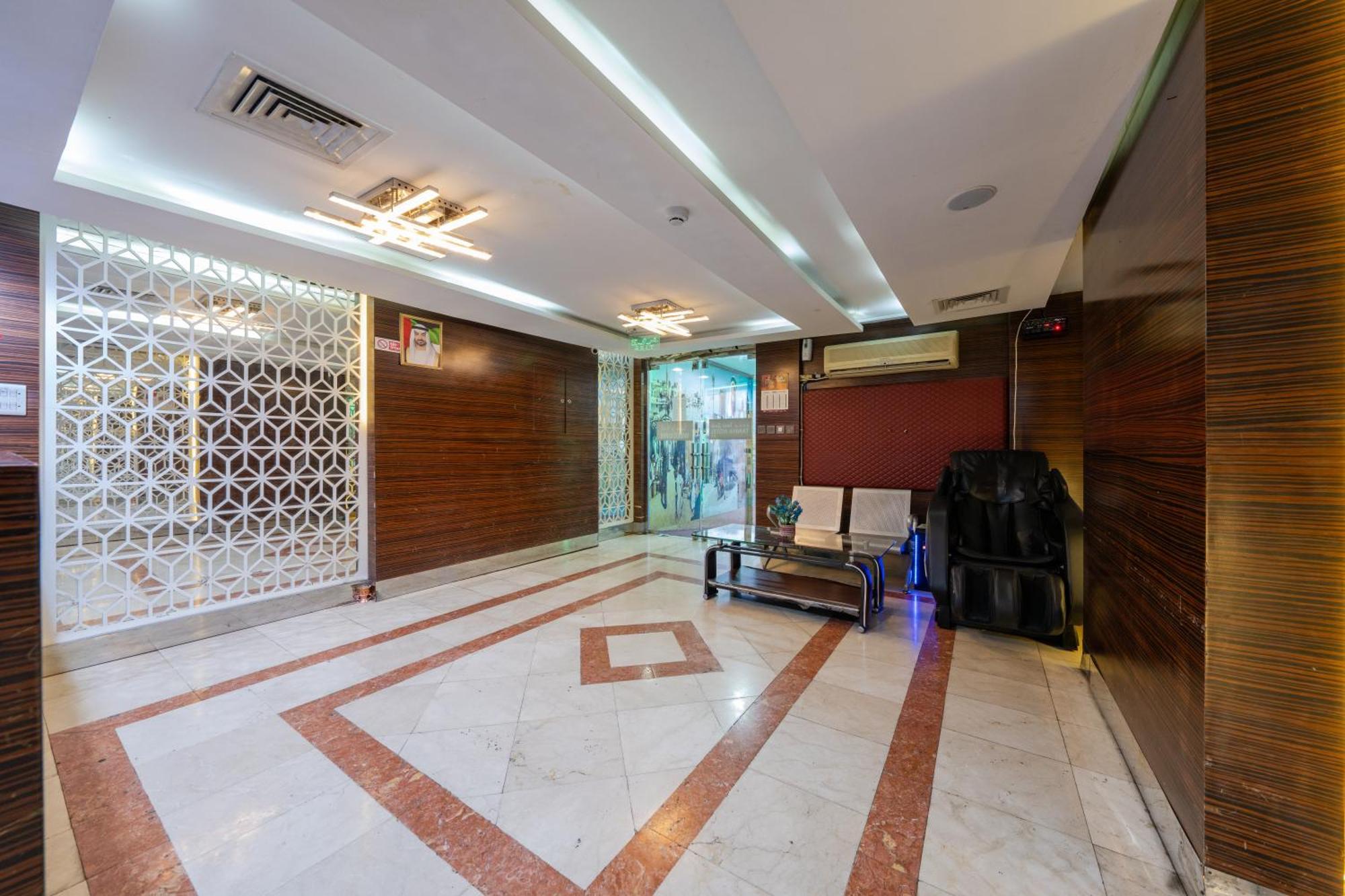 Tanha Hotel Dubai Esterno foto