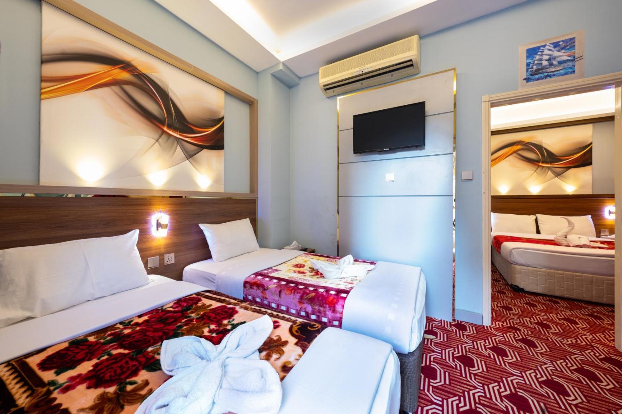 Tanha Hotel Dubai Esterno foto